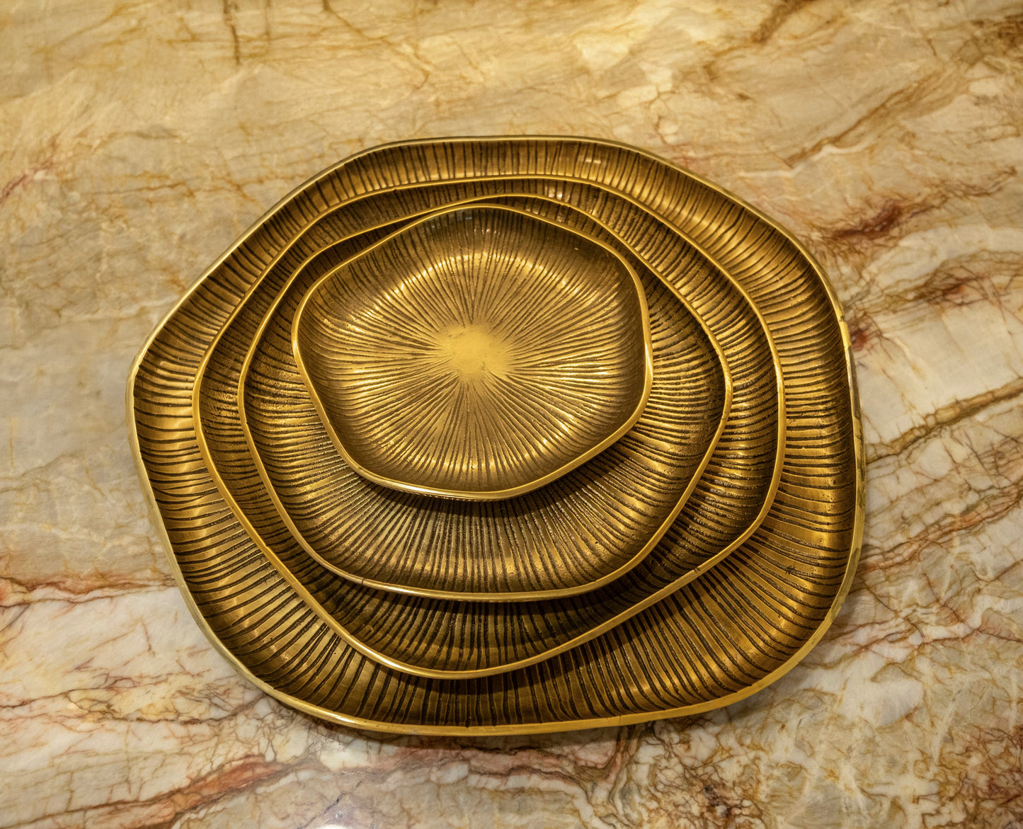 Yosemite Handcrafted Antique Brass Nesting Plate Set of 4